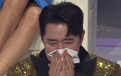 붐, 눈물 펑펑…김성주 마저 오열 "녹화 잠시 중단"('미스트롯3')