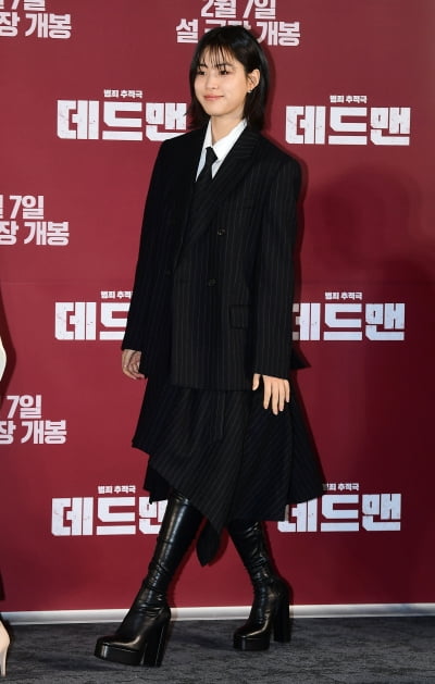 [TEN포토]이수경 '깔끔한 블랙&화이트'