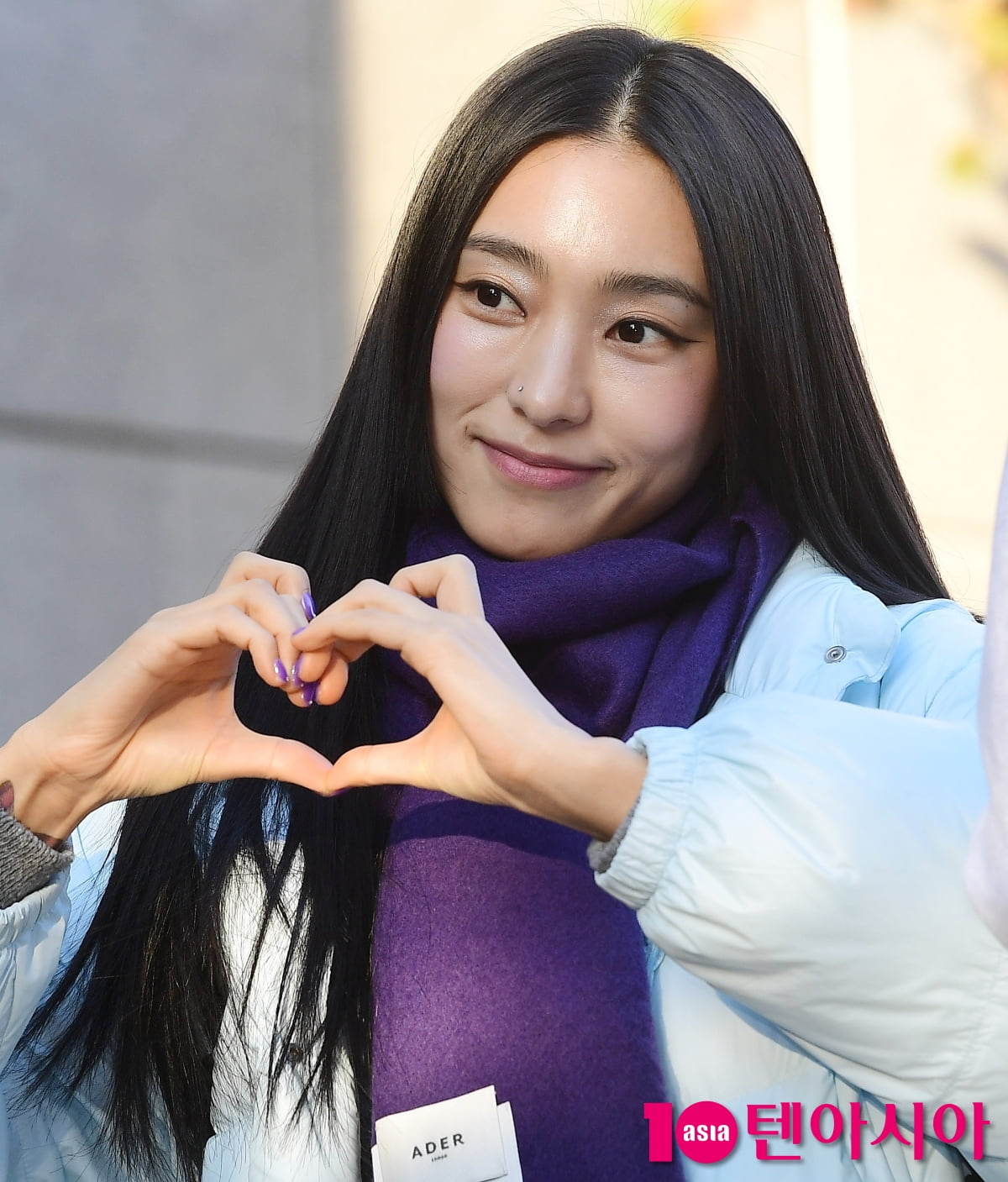 [TEN포토]씨스타19 보라 '보라빛 하트'