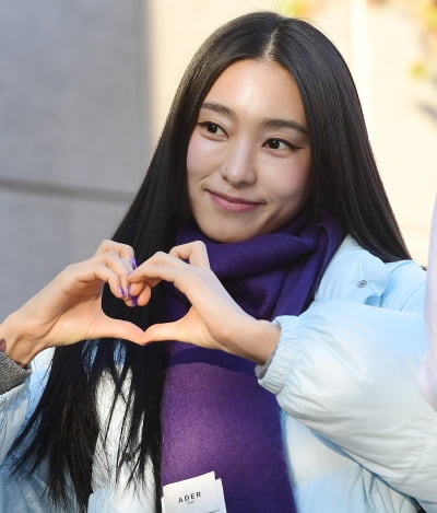 [TEN포토]씨스타19 보라 '보라빛 하트'