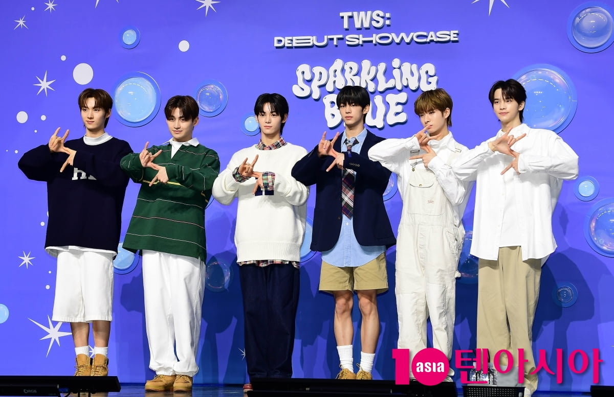 투어스, 청량한 5세대 아이돌 데뷔...롤모델은 세븐틴[TEN포토+]