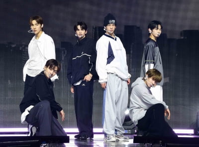 '세븐틴 동생' 투어스 "방시혁 의장도 기대된다고 칭찬…선배들 무대 보며 표정 연습해"