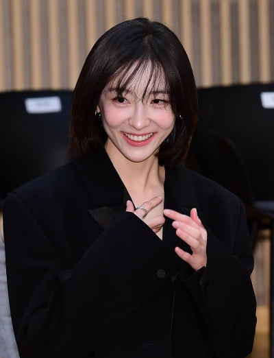 [TEN포토]박지현 '강추위 날리는 꽃미소'