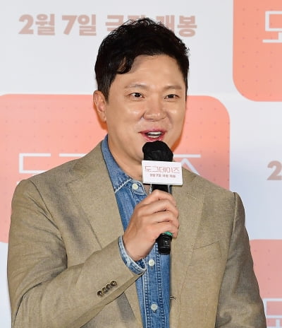 [TEN포토]정성화 '알게 모르게 에드립 많이 넣었다'