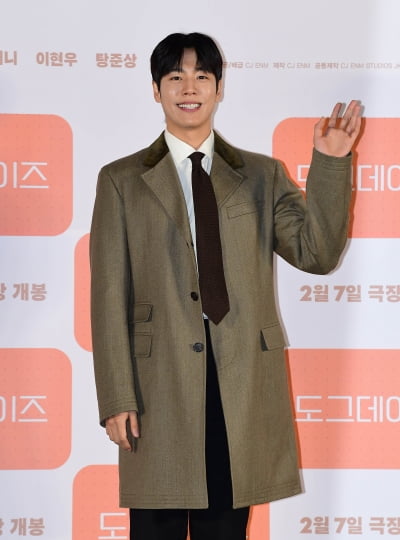 [TEN포토]이현우 '미소에 빠져든다'