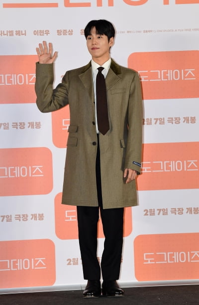 [TEN포토]이현우 '남친룩의 정석'