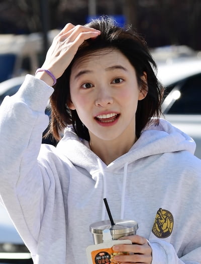 [TEN포토]박지현 '바람도 질투하는 미모'