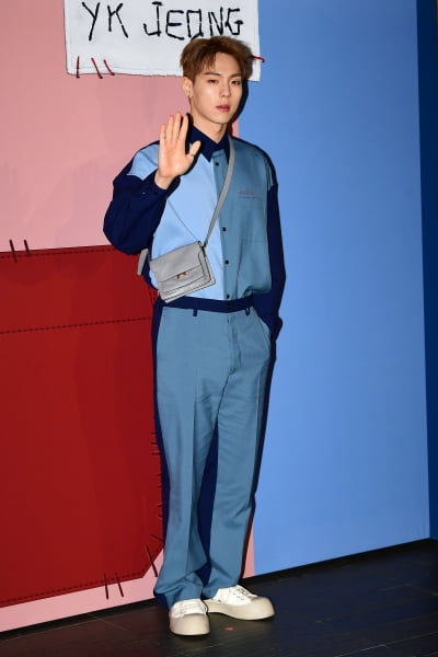 Monsta Shownu, radiant masculine beauty...Treat man