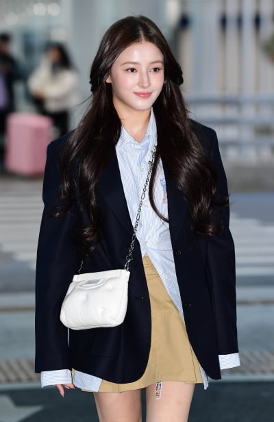 [TEN포토]모모랜드 낸시 '허벅지 반창코'