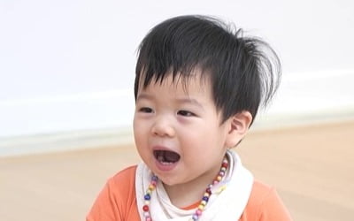 '홍현희♥' 제이쓴, 子 준범 "아빠" 외침에 감격…새 집서 샤머니즘 실천('슈돌')
