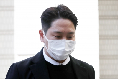 Himchan from BAP, sentenced for rape and illegal filming today (1st)