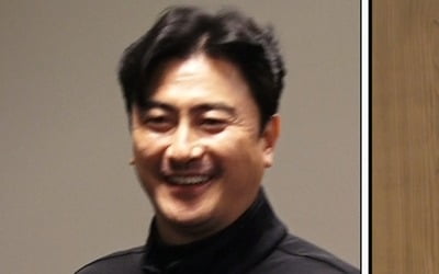Ahn Jung-hwan got spit in the face during the game