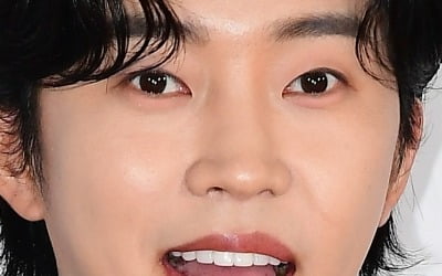 굳건한 임영웅, 아이돌 차트 평점 랭킹 1위…149주 연속