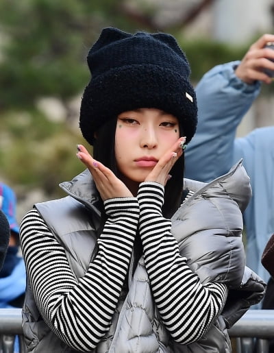 [TEN포토]엔믹스 규진 '때론 시크하게'