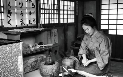 사카모토 준지 감독 '오키쿠와 세계', 19세기 에도 시대 배경의 세 남녀의 청춘 이야기