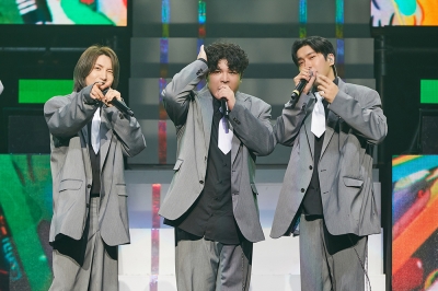슈퍼주니어 이특X신동X시원, 단독 콘서트 성료 "새로운 기적 써내려가길"