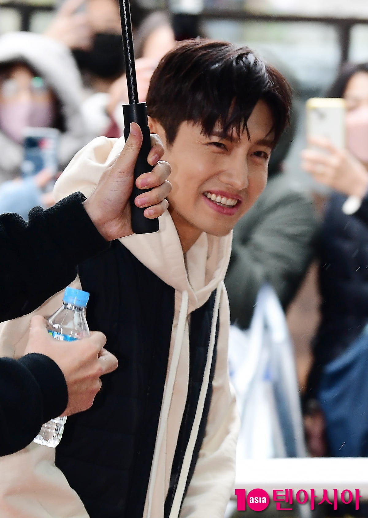 [TEN포토]최강창민 '추위 녹이는 미소'