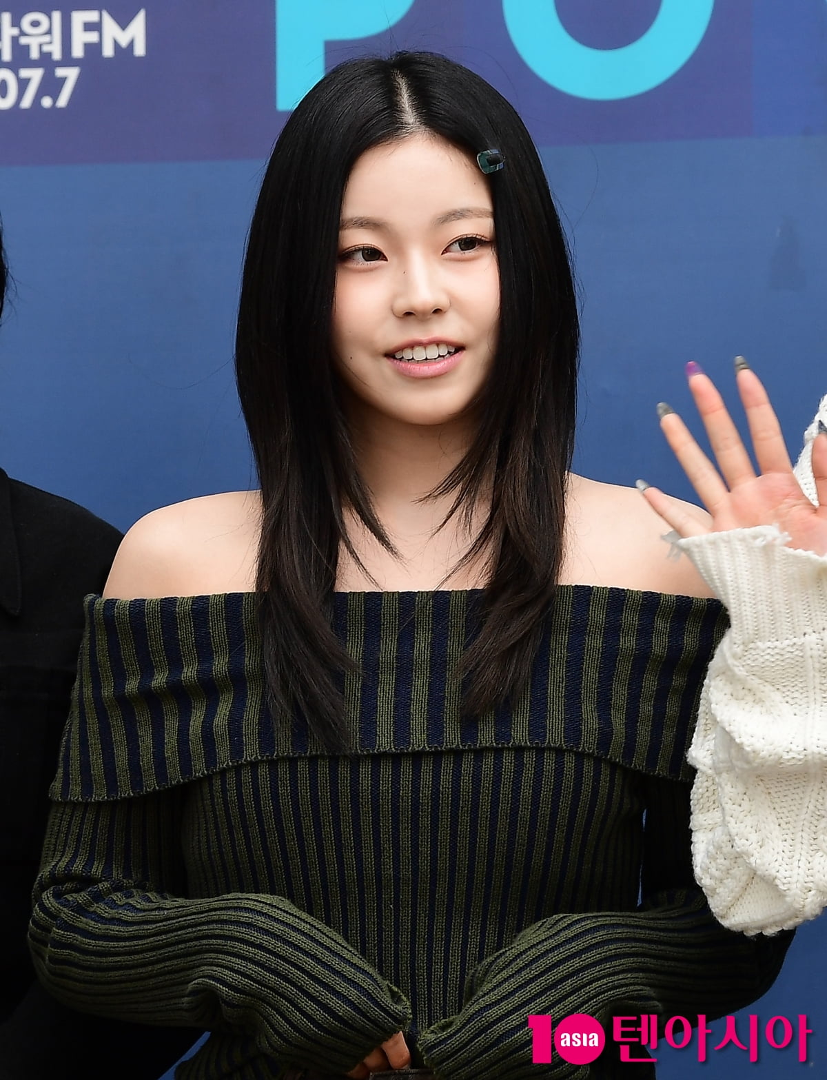 [TEN포토]엔믹스 규진 '쇄골미인'