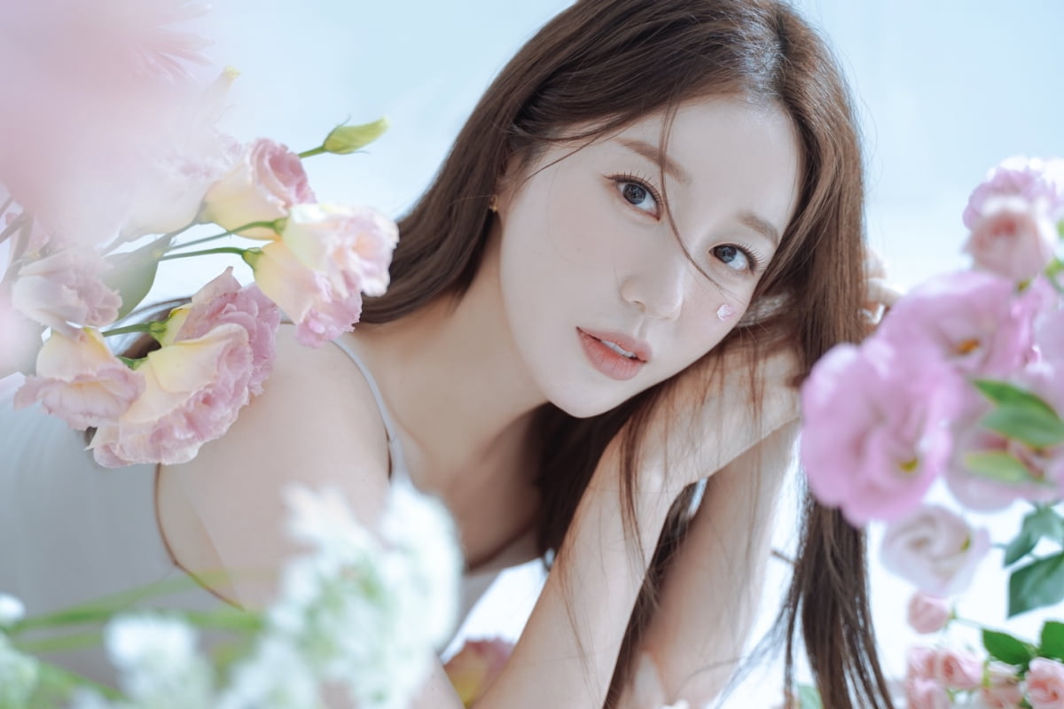 가수 나비/사진 = 알앤디컴퍼니