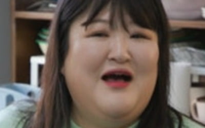 'Kitchenware Jenny' Lee Guk-joo unveils new collection