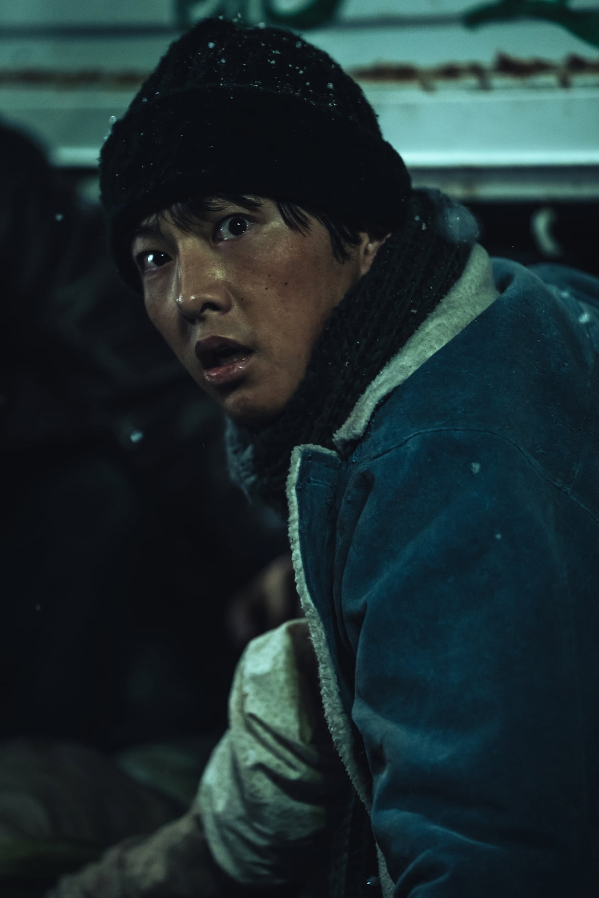송중기, 벨기에서 죽을 고비 넘긴 몰골('로기완')