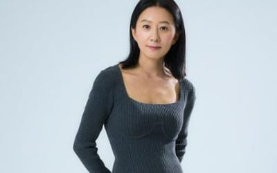 '56세' 김희애 "갱년기, 처음엔 우울하고 슬펐지만...지금은 받아들여" [인터뷰②]