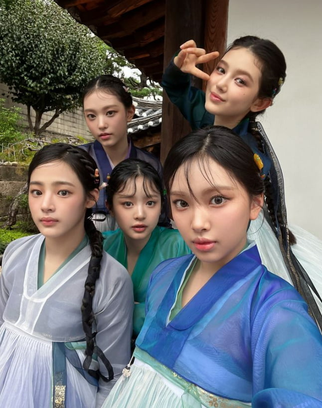 /사진 = 뉴진스 SNS