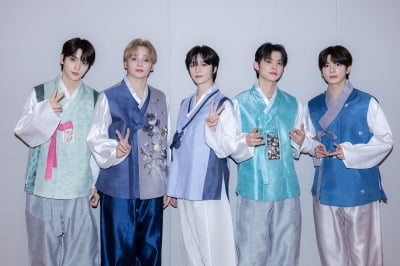トゥモローバイトゥゲザー(TXT)「明けましておめでとう」