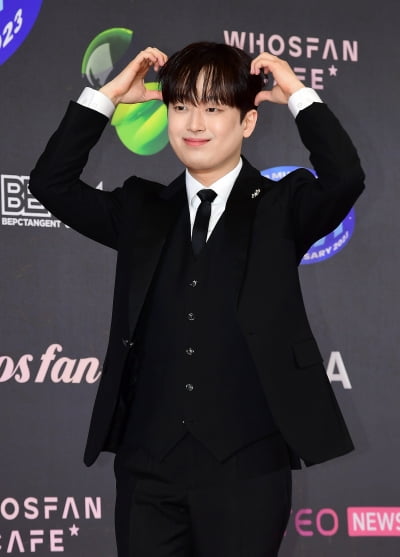 [TEN포토]이찬원 '귀여운 곰돌이'