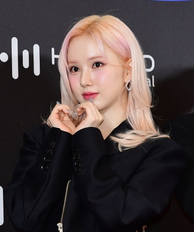 [TEN포토]비비지 은하 '핑크빛 하트'