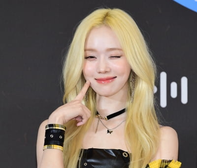 [TEN포토]에스파 윈터 '치명적인 볼콕'