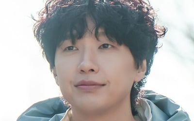 지현우, 뽀글 파마 첫 도전 "완벽 싱크로율"('미녀와 순정남')