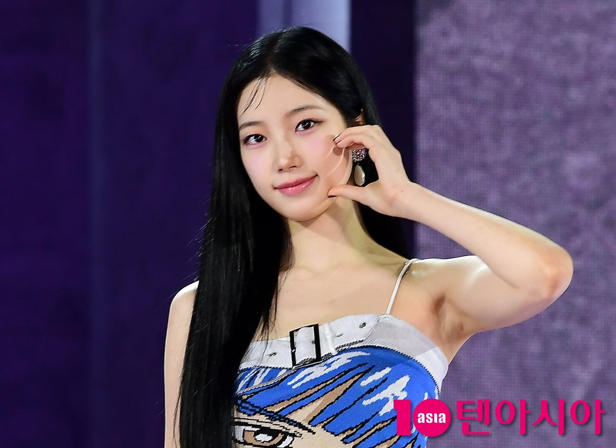 [TEN포토]르세라핌 카즈하 '예쁨을 넘은 우아함'