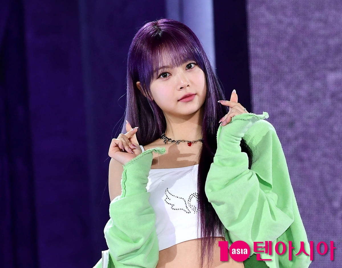 [TEN포토]르세라핌 홍은채 '미모에 빠져드네'