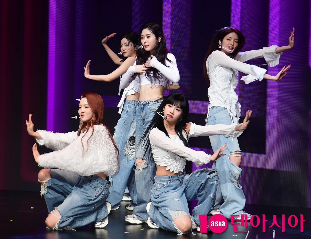 [TEN포토]트라이비 '행복한 무대'
