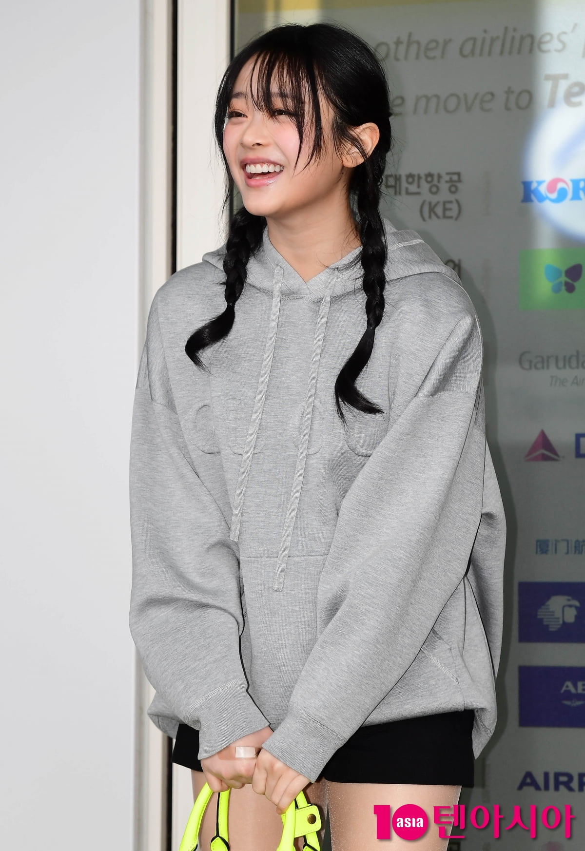 뉴진스 하니, 날씨도 질투하는 상큼한 요정 출국길[TEN포토+]