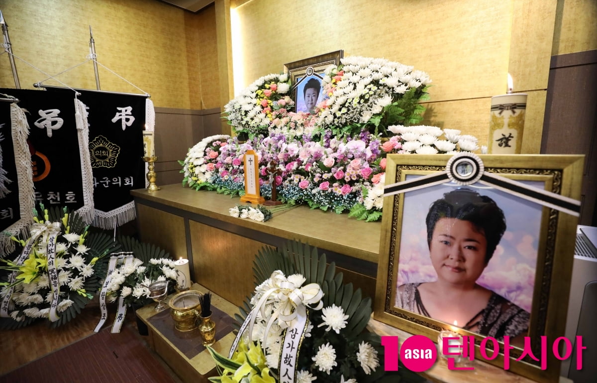 故 방실이, 오늘(22일) 발인 엄수…'첫차'·'서울탱고' 명곡 남기고 영면 [종합]