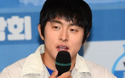 '기안84 개인전' 둘러싼 억대 소송, 소속사 측 "기안84와 무관한 일"[TEN이슈]