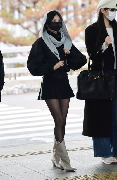 [TEN포토]아이브 가을 '짧아도 너무 짧은 초미니'