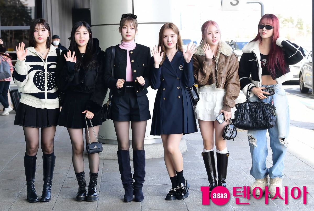 [TEN포토]위클리 '개성 넘치는 공항패션'