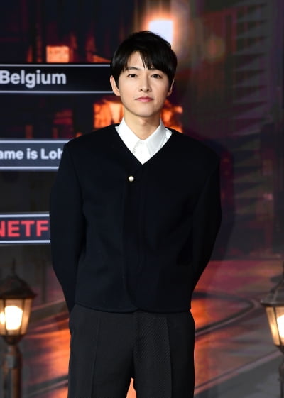 [TEN포토]송중기 '진지한 모습'