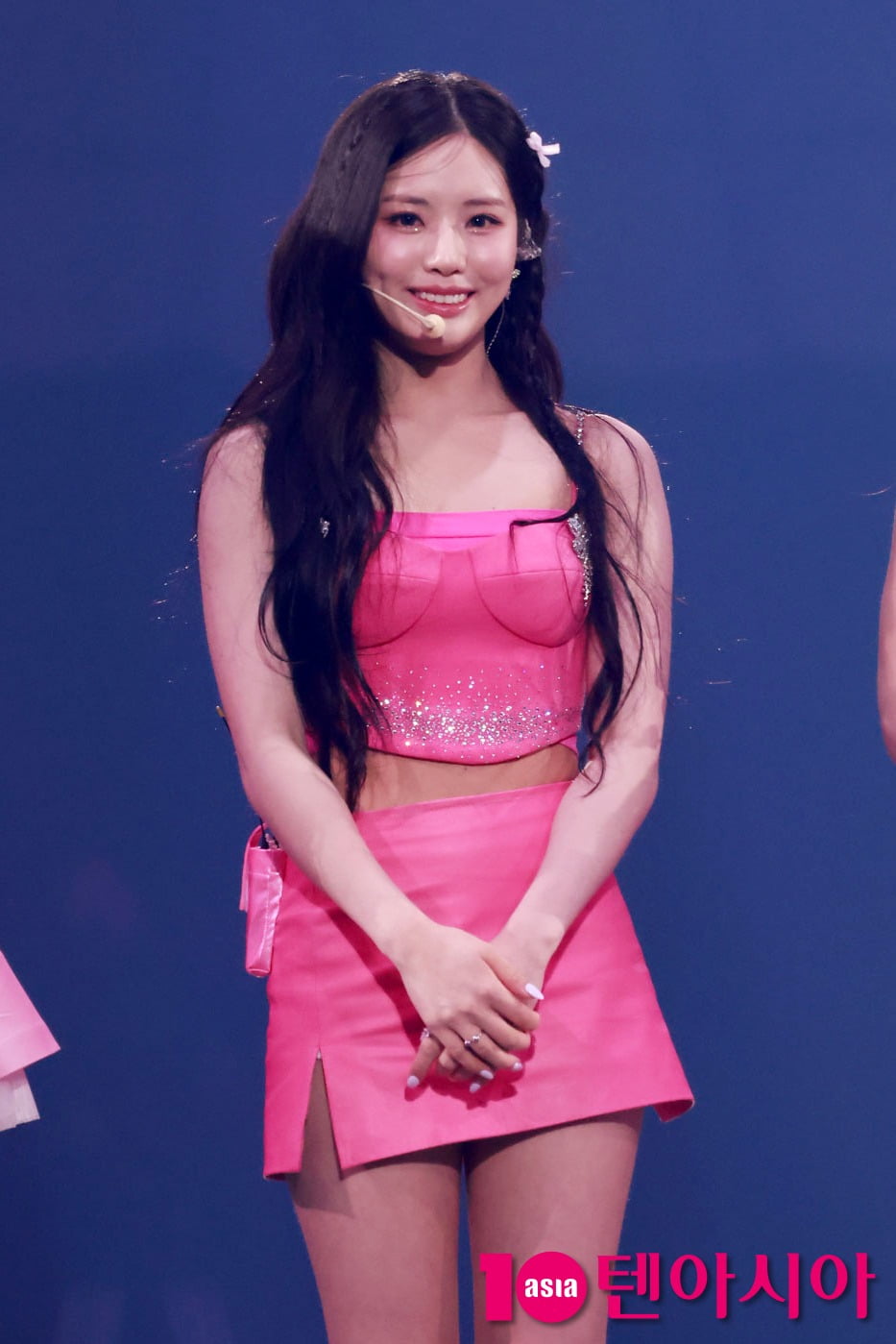 [TEN포토] 프로미스나인 박지원 '꿀 떨어지는 눈빛'