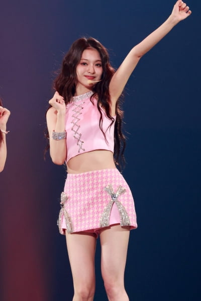 [TEN포토] 프로미스나인 이나경 '물오른 미모'