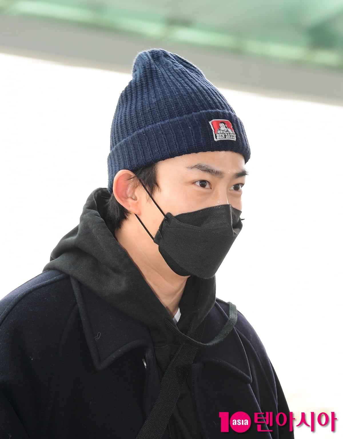 [TEN포토]옥택연 '비니로 멋낸 공항패션'