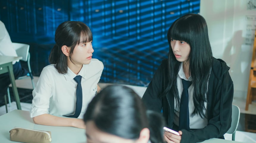 티빙 '피라미드 게임' 스틸컷.