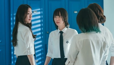 장원영은 공주님, '친언니' 장다아는 하이에나[TEN리뷰]