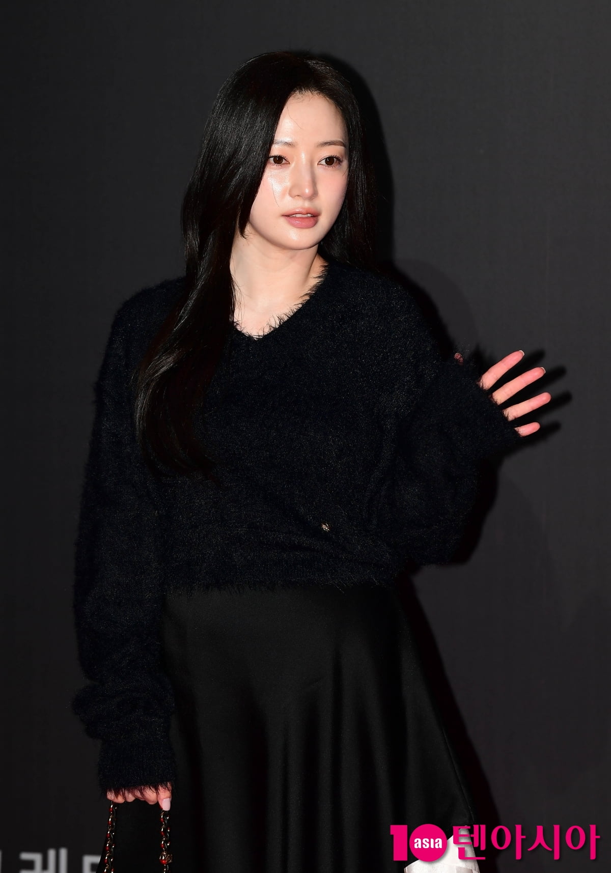 [TEN포토]송하윤 '쓰레기 부인의 인사'