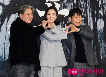 ‘파묘’, 17일째 1위…오늘(10일) 800만 돌파 전망[TEN이슈]