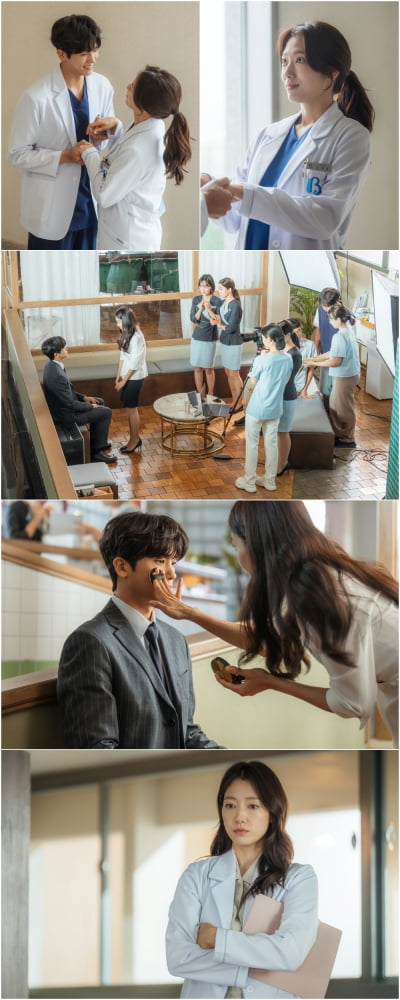 박신혜♥박형식, 직원들 몰래 연애 발각…비상계단서 꽁냥꽁냥('닥터슬럼프')