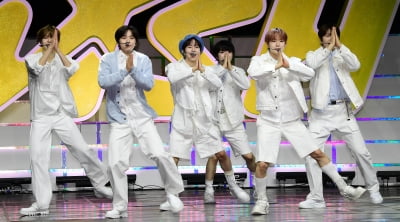 NCT WISH "가족들 덕에 K팝 접해…롤모델은 NCT→보아·동방신기"